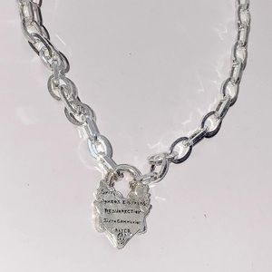 Ebonny munro gravestoner memoirs necklace